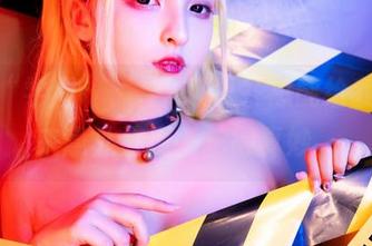新作“学姐”，神楽坂真冬总能给我们带来意外呈现，拍得真妙。