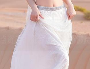 秀人网 – Mieko林美惠子的婚纱写真，真该涨点资产，资源怎么都不够用啊！