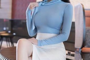 秀人网 – 内衣合集里的伊小七MoMo，每一只眼睛都在偷偷发光，哈哈。