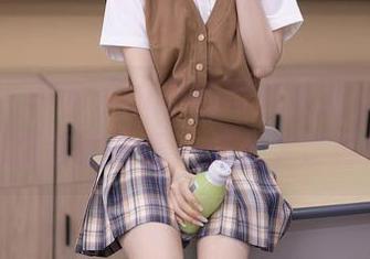 秀人网 – 养乐多Doll的写真套装，打破了我的审美底线，怎么会这样！