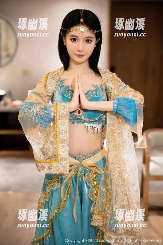 秀人网 - 在卓琳妹妹_jolin的图包中，每一瞬都散发着无尽的可爱！