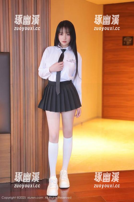 秀人网 - 拍黄瓜girl的黑白图集：这里的资源可能没有颜色，却刺激了我的想象力！