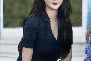 秀人网 – 是小逗逗油亮图集，免费体验一把，这姿势我给满分！