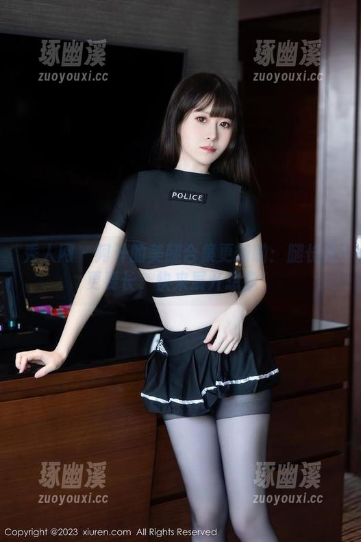 秀人网 - 阿汁的美腿合集更新啦：腿长人更要长，快来展开想象！