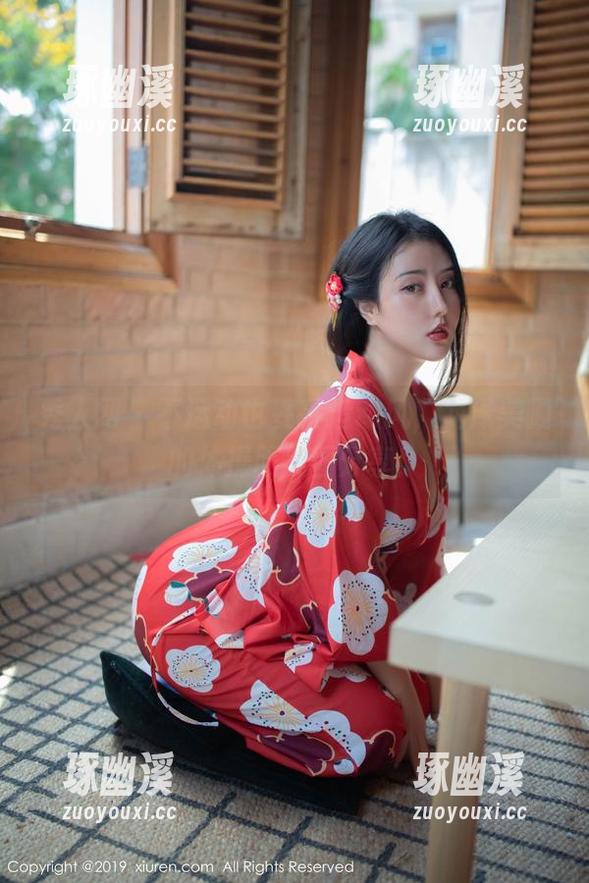 秀人网 - 不运动也妥妥运动风，龙泽美曦的体操服美图分享！