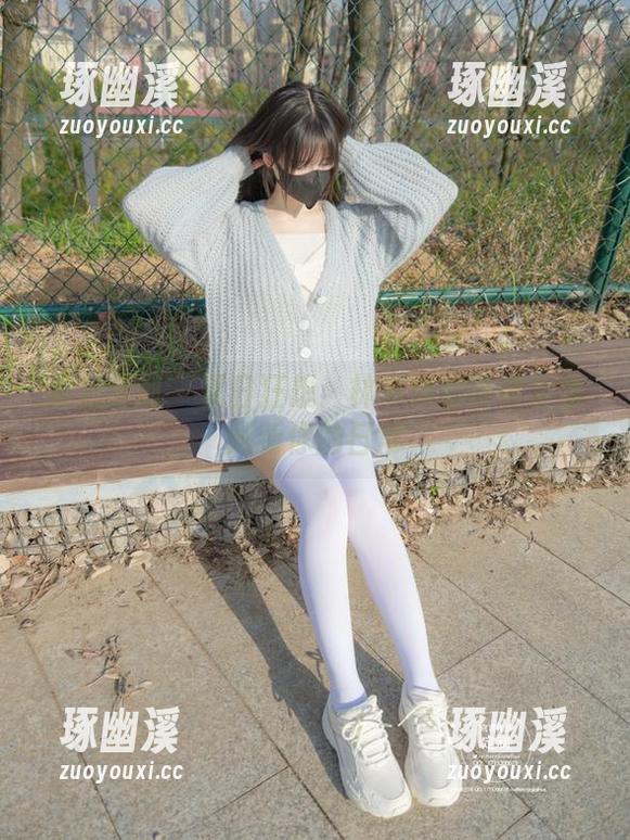紧急企划-林书辞 紧急企划 - 夏日狂想:林书辞的写真全集刷新你的日常