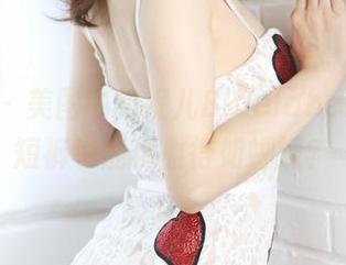 美媛馆 – 美图中的妮儿Bluelabel，不信短裤也能优雅得如蝴蝶？