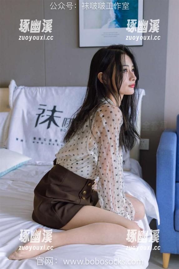 袜啵啵 - 一双板鞋，拍摄出苏苏的全套写真——这也太纯净了吧！