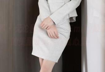 语画界 – 无论图像如何，Emily顾奈奈酱的美腿永远都在我心里！