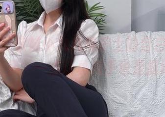 微密圈 – 软妹小九九与护士的自白，美图合集，一点认真似乎也是挺好
