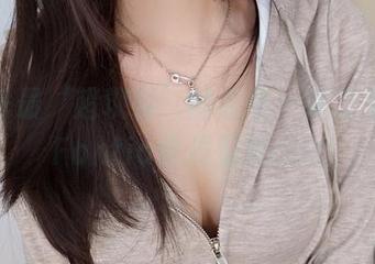 这一季最‘超现实’的合集：迷之呆梨的Fantia会员蜜糖cos