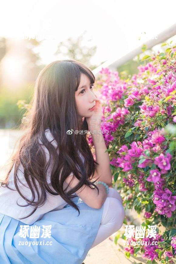 迷失人形QUQ的油亮写真展：你猜不到的精致与闲适