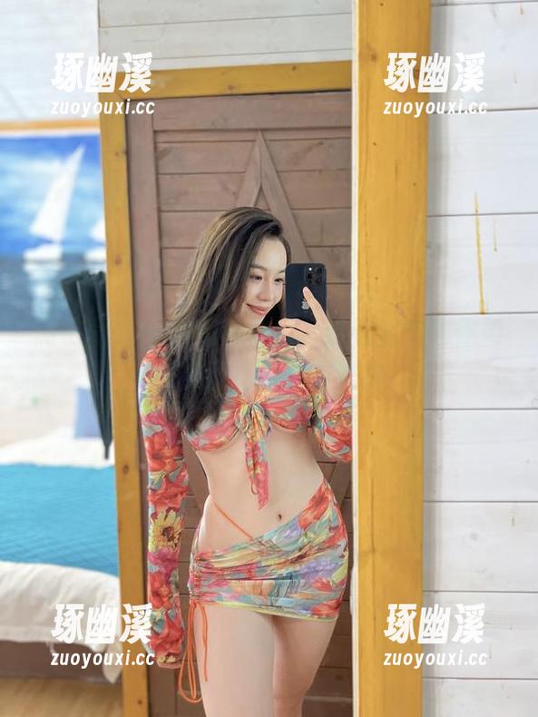 微密圈 - 一幅高清作品，铁锤姐姐教你如何在西海岸假装很闲