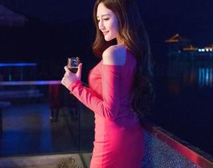 青豆客 – 反正我个人觉得，绮里嘉Ula的资源图集就是“不小心弥漫的秘密”嘛。