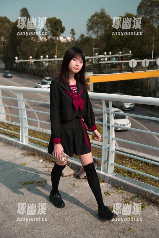 魔镜街拍 - 周一的动力：黑丝与职场神器，婷婷的工作日常私拍大公开！