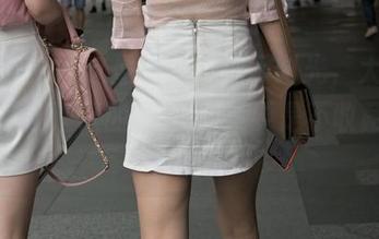 魔镜街拍 – 这是婷婷的休闲时光，大家快来欣赏这逆天的OL美图，要是不收藏会后悔的！
